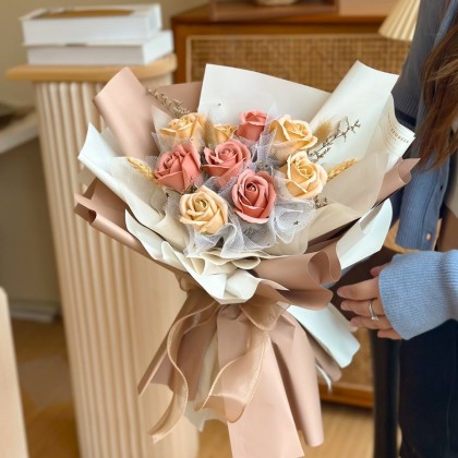 Oaklyn Soap Roses Bouquet
