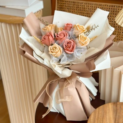 Oaklyn Soap Roses Bouquet