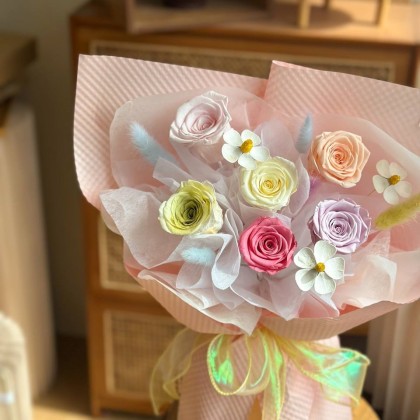 Cynthia Preserved Roses Bouquet