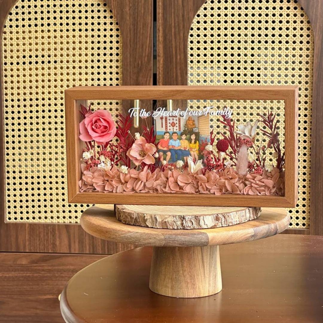 Family Portraits Flowers & Gift l Preserved Flower Frame l Delivery ...